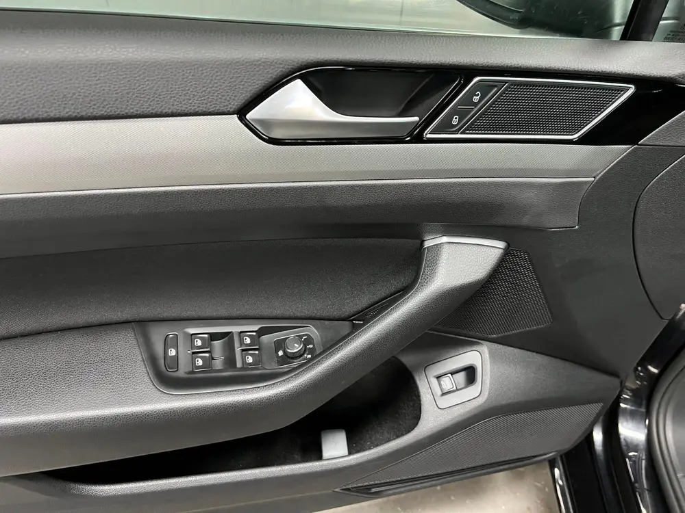 Volkswagen Passat Variant 1.5 TSI | Trekhaak| Virtual Cockpi uit 2019, foto 10