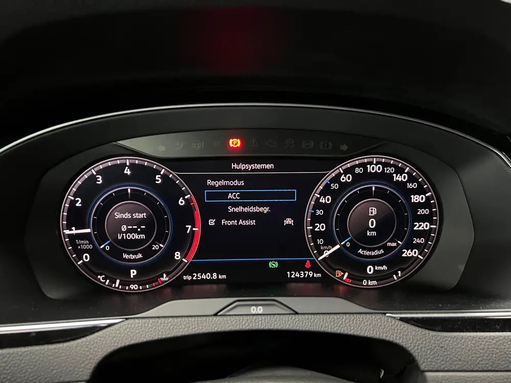 Volkswagen Passat Variant 1.5 TSI | Trekhaak| Virtual Cockpi uit 2019, foto 17