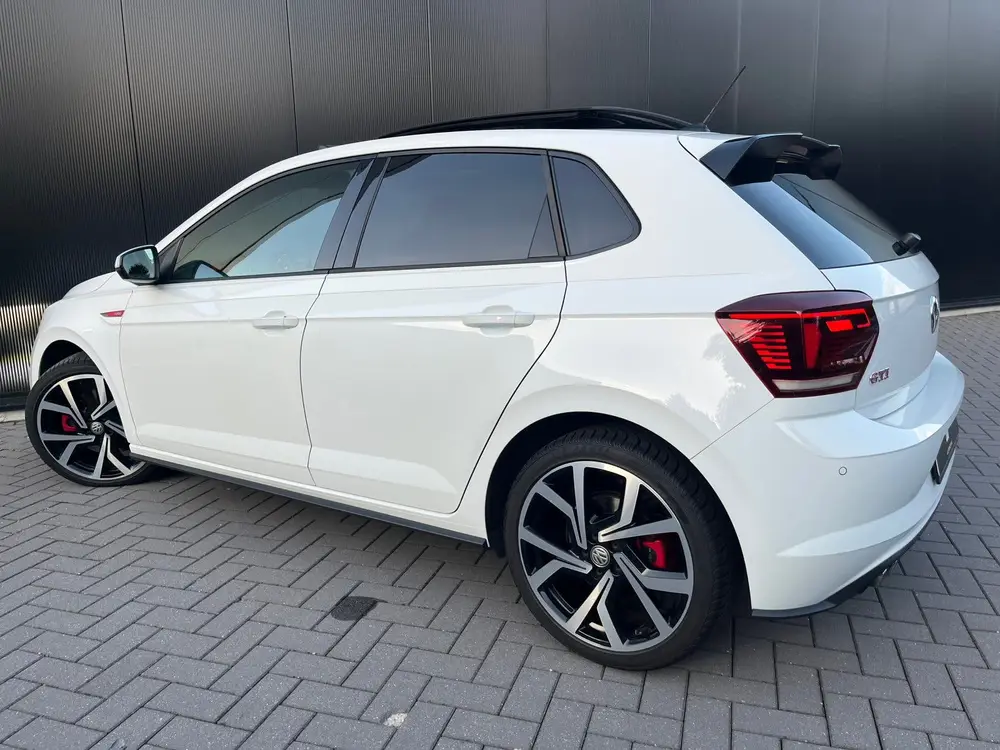 Volkswagen Polo 2.0 TSI GTI 250PK PANO VIRTUAL ACC BLIND SPO uit 2019, foto 2