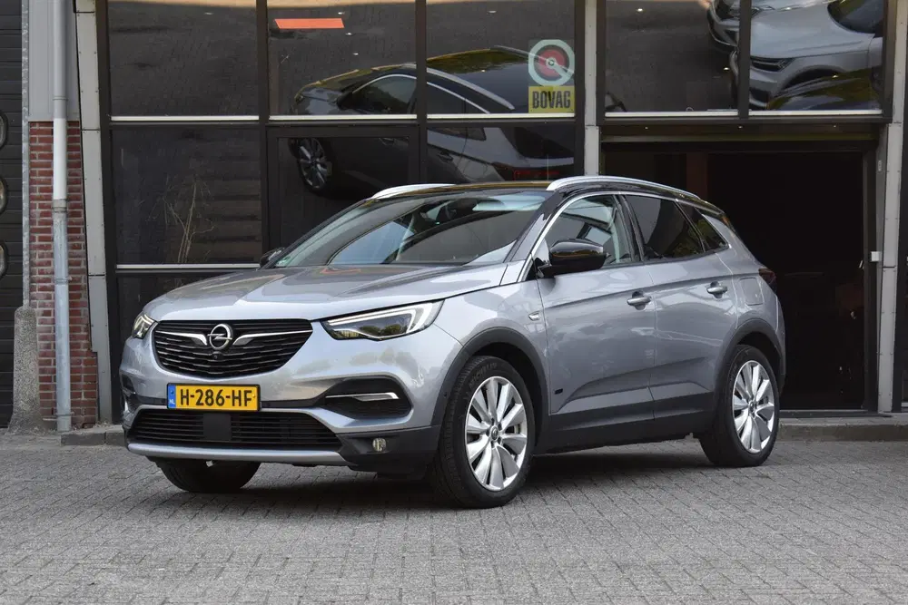 Opel Grandland X 1.6 Turbo Hybrid4 Innovation Keyless Stoel uit 2020, foto 3