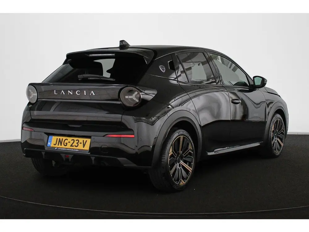 Lancia Ypsilon 1.2 Turbo Hybrid HF Line Camera Apple CarPlay uit 2025, foto 3
