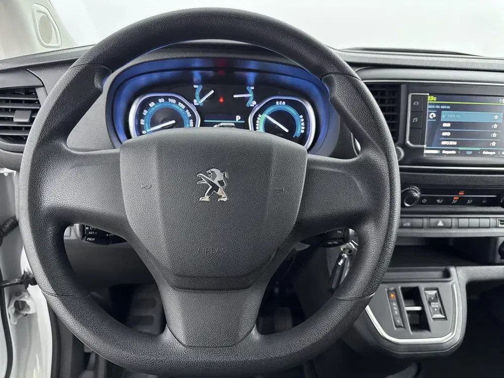 Peugeot Expert EV L2 75 kWh uit 2023, foto 16
