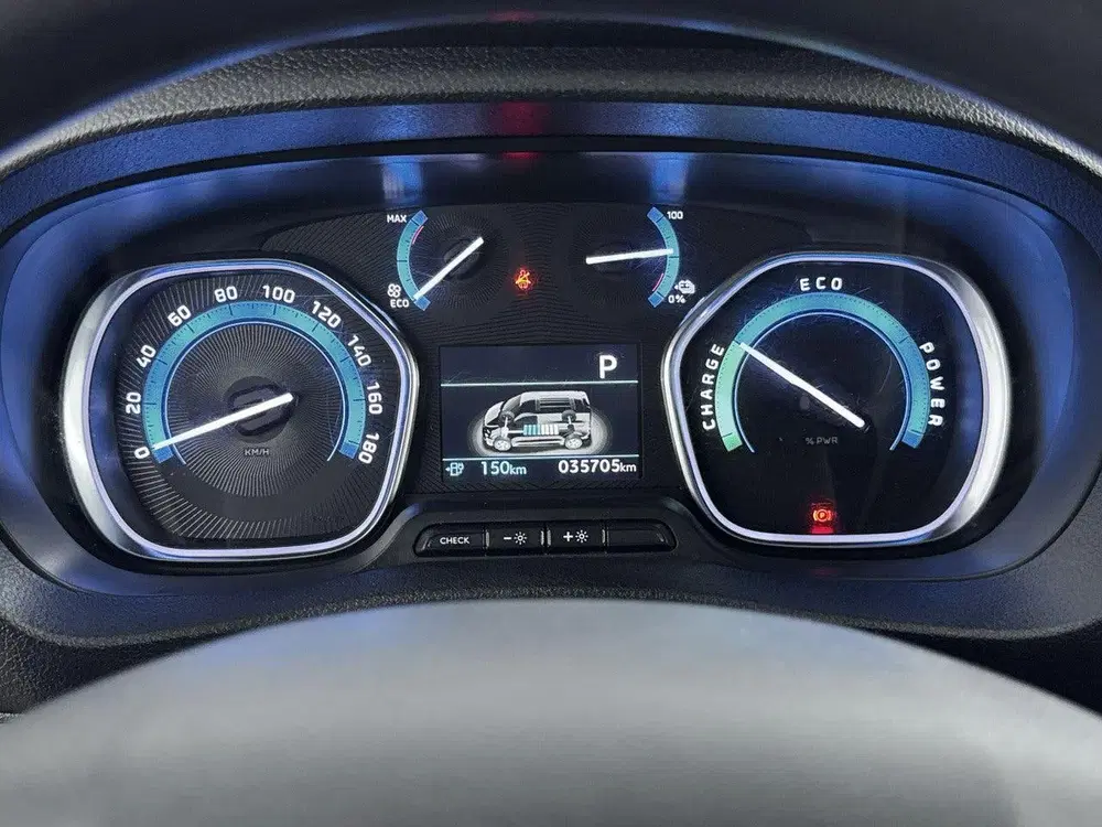 Peugeot Expert EV L2 75 kWh uit 2023, foto 17
