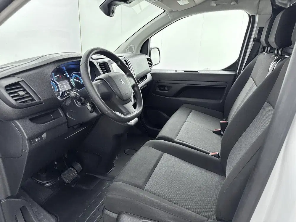 Peugeot Expert EV L2 75 kWh uit 2023, foto 6