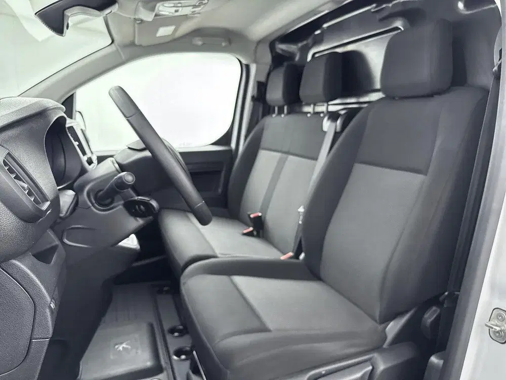 Peugeot Expert EV L2 75 kWh uit 2023, foto 7