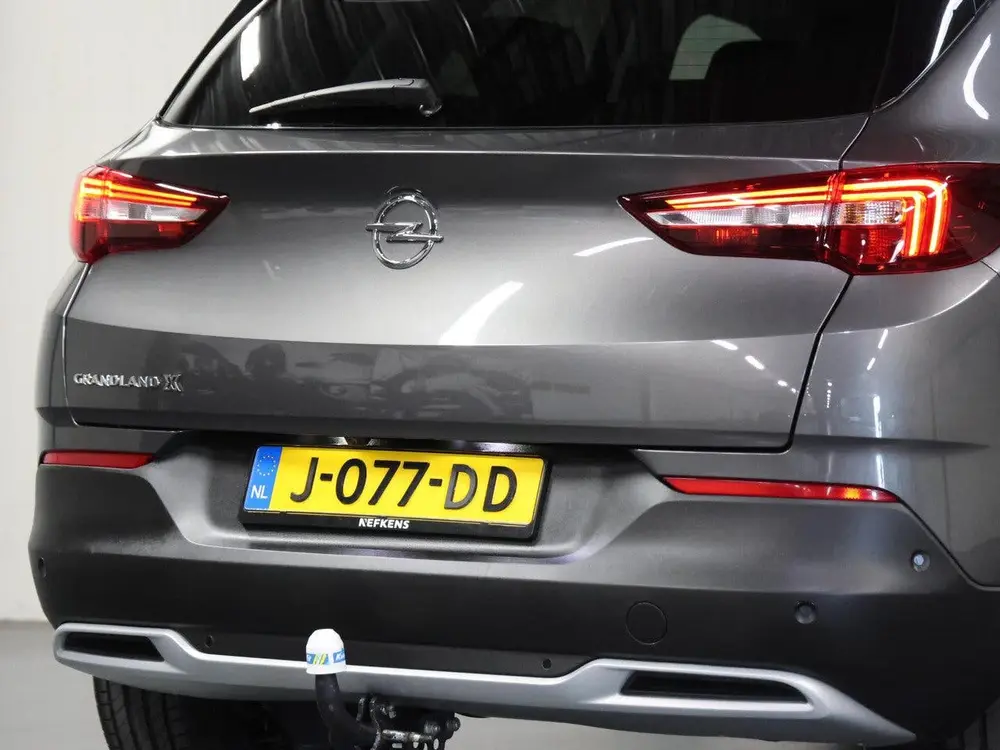 Opel Grandland X 1.6 Turbo 180PK Business Executive uit 2020, foto 7