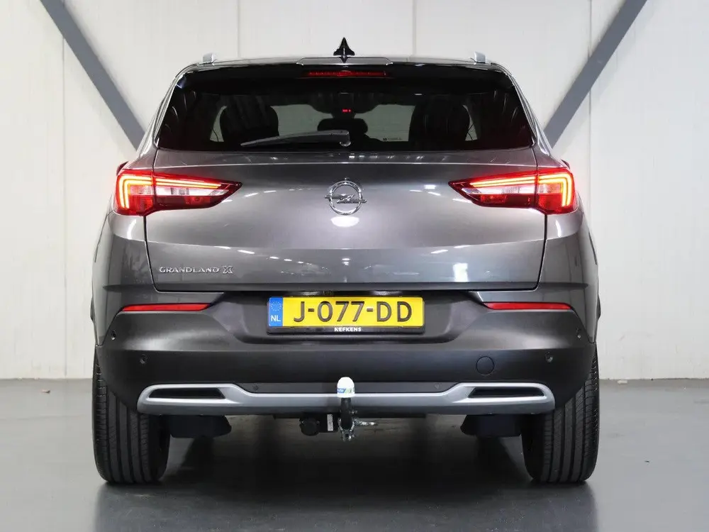 Opel Grandland X 1.6 Turbo 180PK Business Executive uit 2020, foto 8