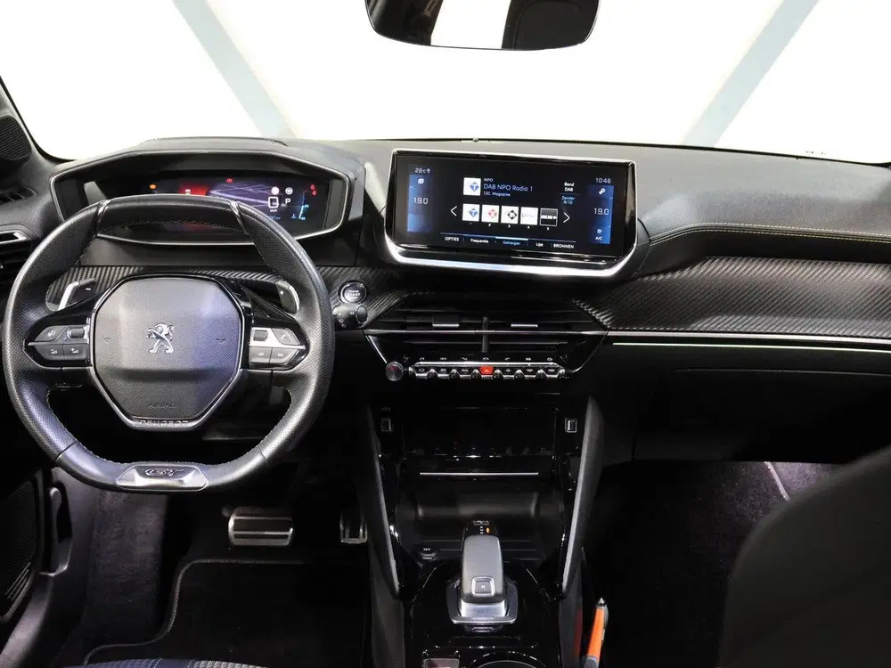 Peugeot 208 1.2 130PK GT uit 2021, foto 13