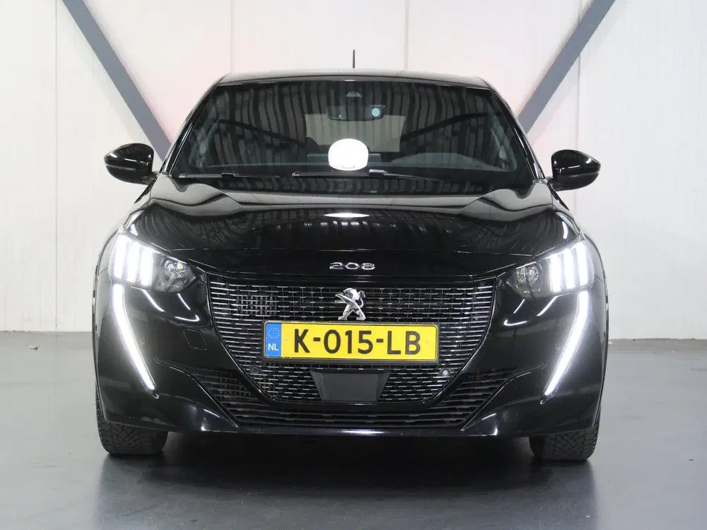 Peugeot 208 1.2 130PK GT uit 2021, foto 5