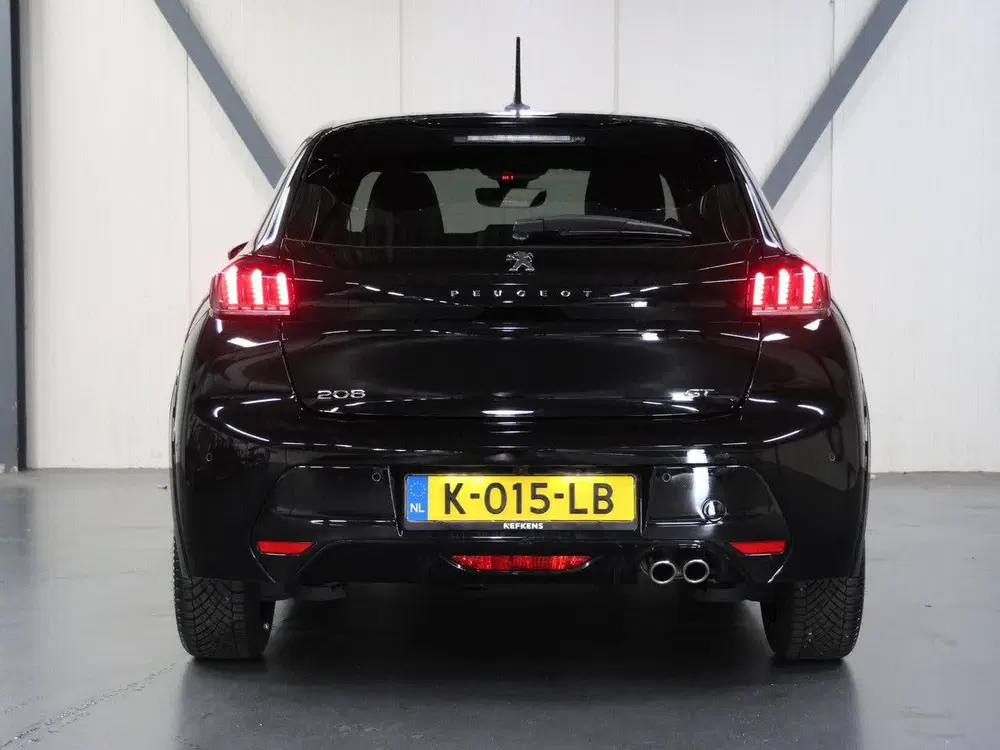 Peugeot 208 1.2 130PK GT uit 2021, foto 8