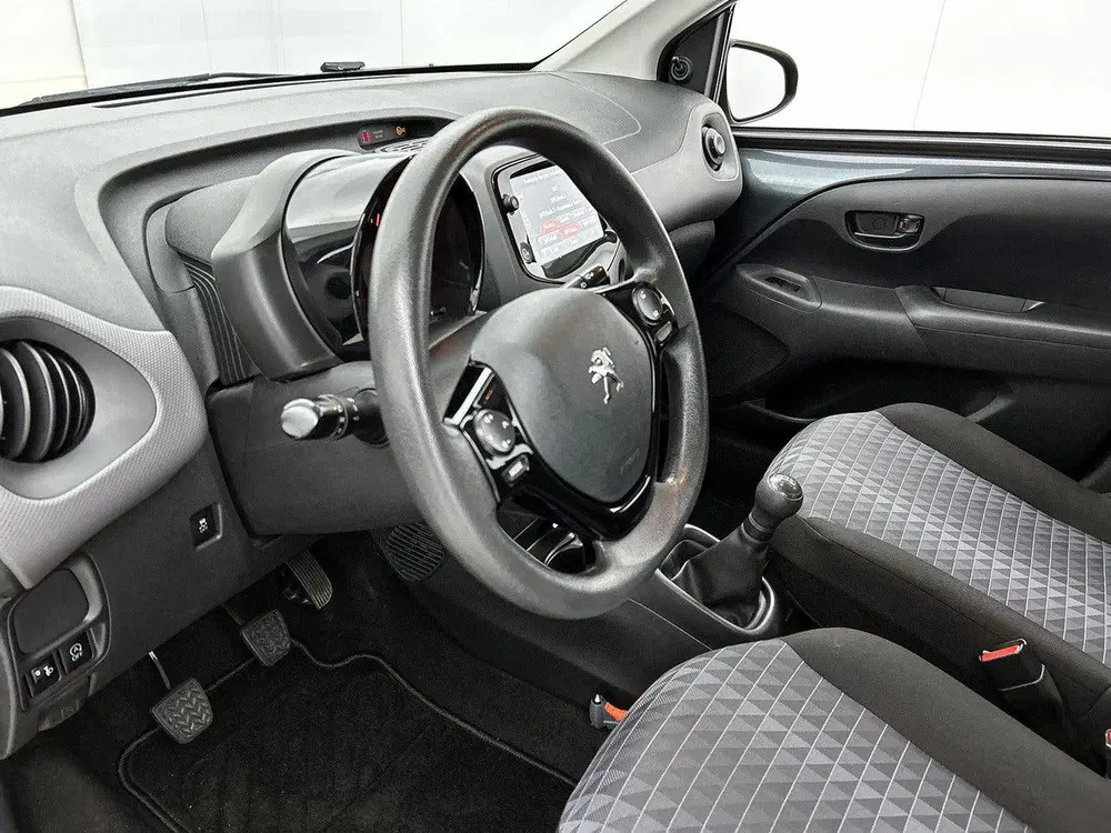 Peugeot 108 1.0 72pk Active uit 2021, foto 10