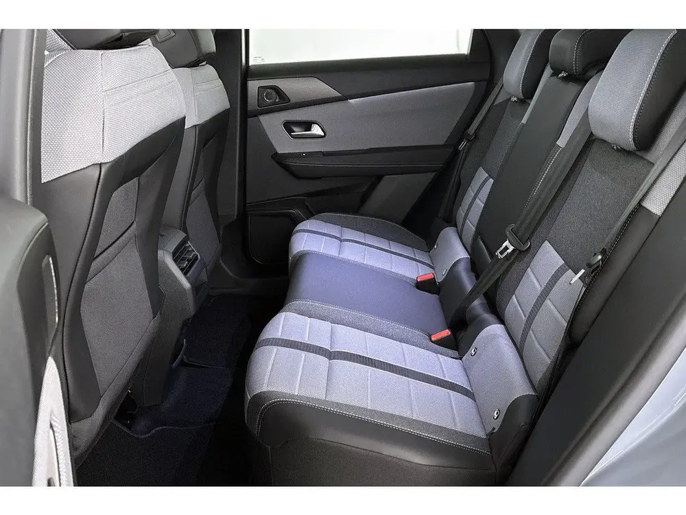 Opel Grandland 1.6 Turbo Plug-in-Hybrid Ultimate Panorama uit 2026, foto 9