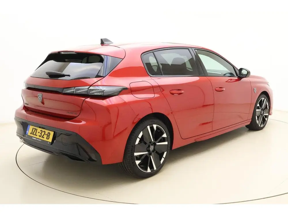 Peugeot 308 1.6 Plug-in Hybrid 195 GT uit 2026, foto 2