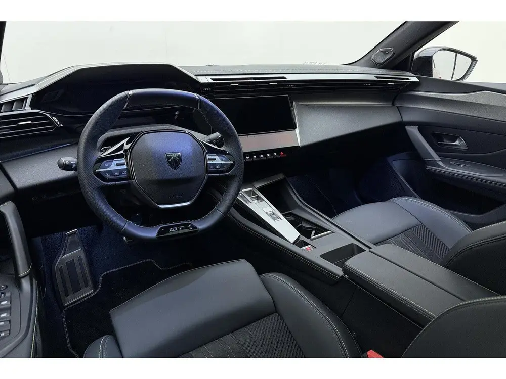 Peugeot 308 1.6 Plug-in Hybrid 195 GT uit 2026, foto 3