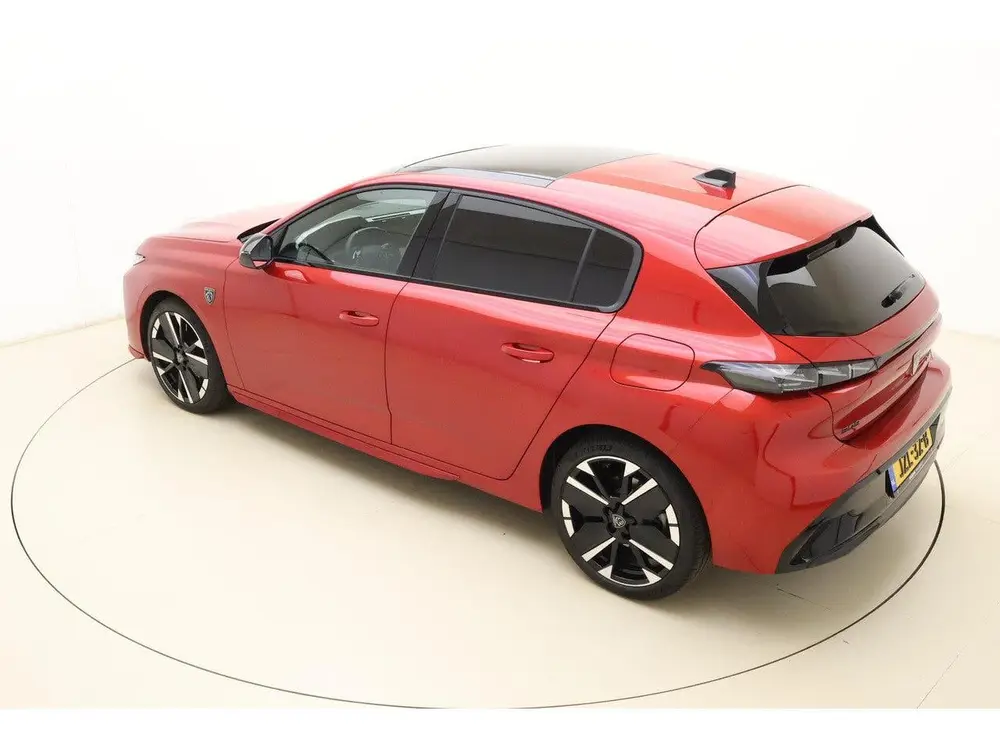 Peugeot 308 1.6 Plug-in Hybrid 195 GT uit 2026, foto 4