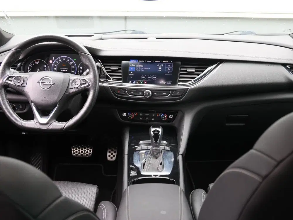 Opel Insignia 200pk Exclusive uit 2019, foto 15