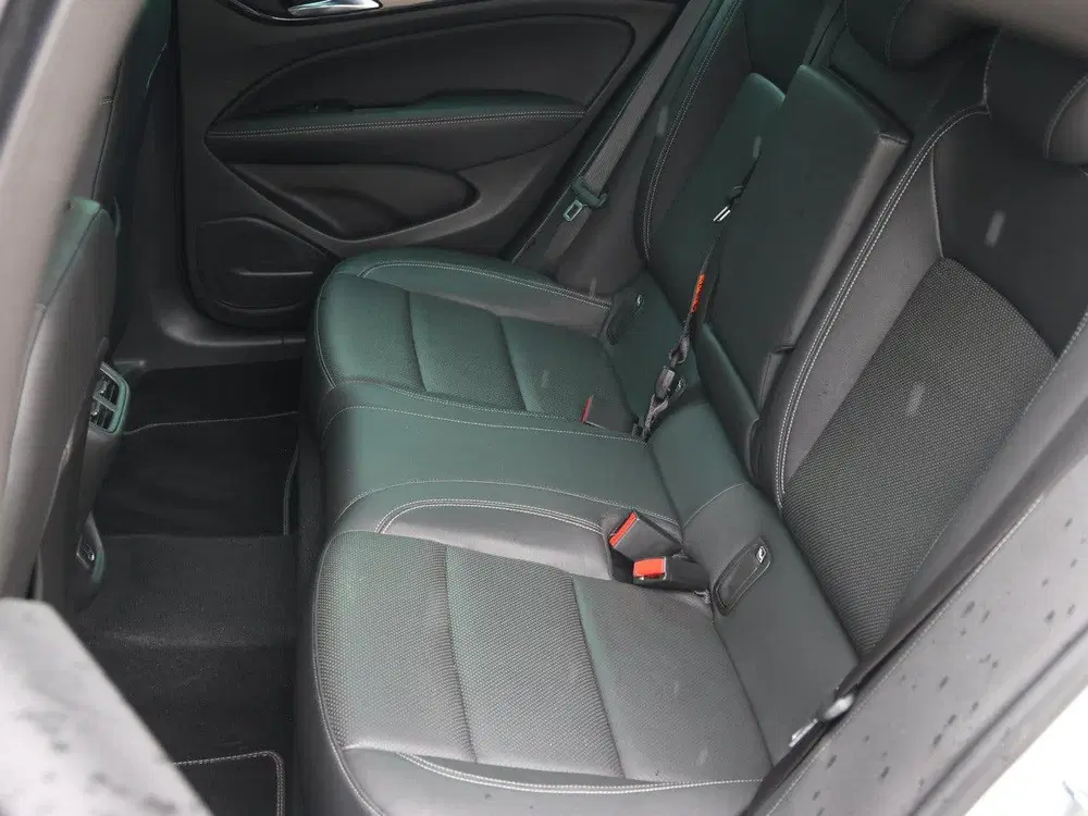 Opel Insignia 200pk Exclusive uit 2019, foto 18