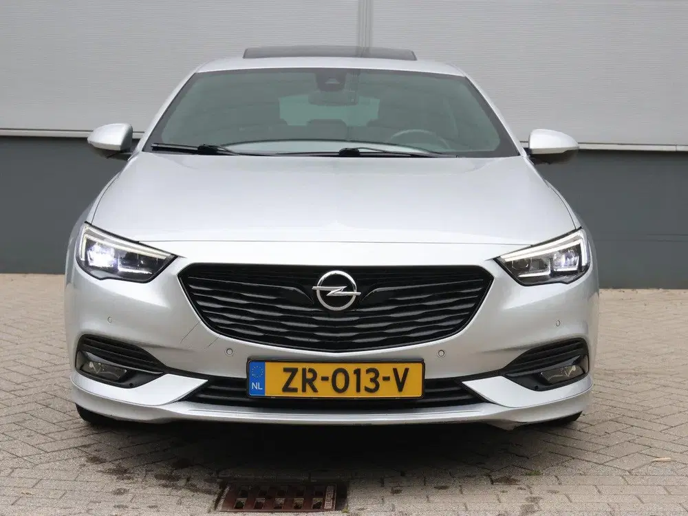 Opel Insignia 200pk Exclusive uit 2019, foto 4
