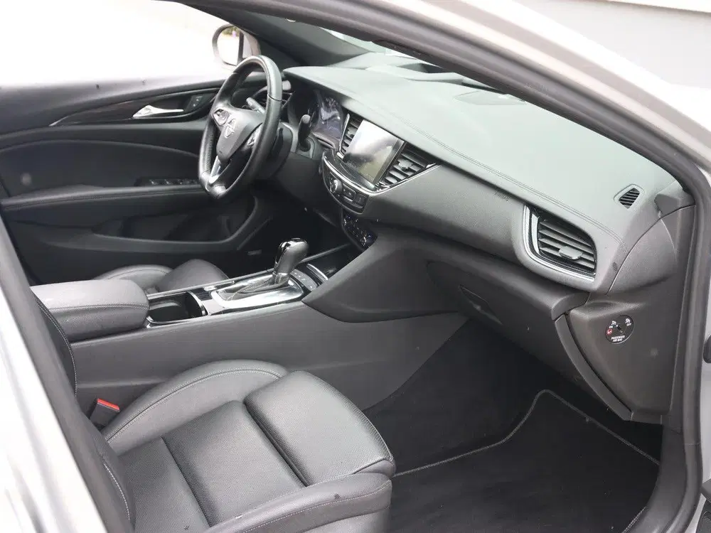 Opel Insignia 200pk Exclusive uit 2019, foto 9