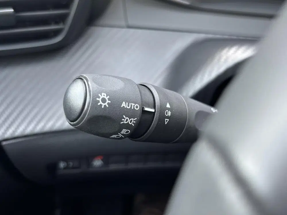 Peugeot 208 75pk Active uit 2022, foto 13