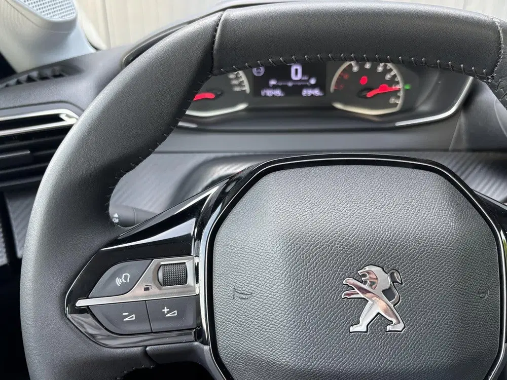 Peugeot 208 75pk Active uit 2022, foto 14