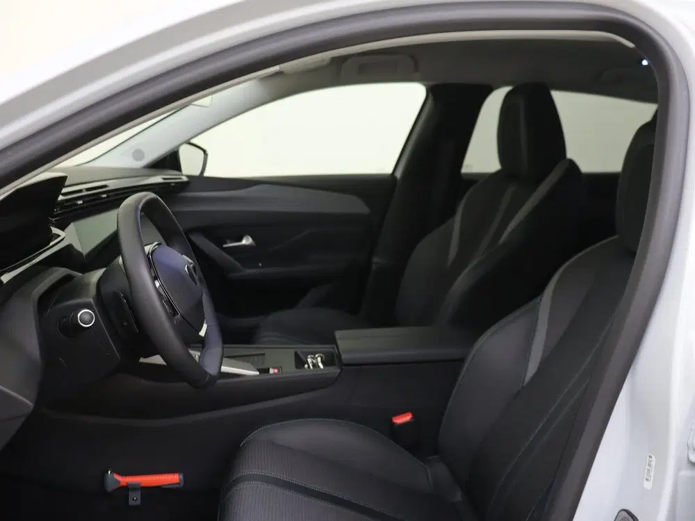 Peugeot 408 1.2 Hybrid 145 e-DCS6 Allure uit 2025, foto 10