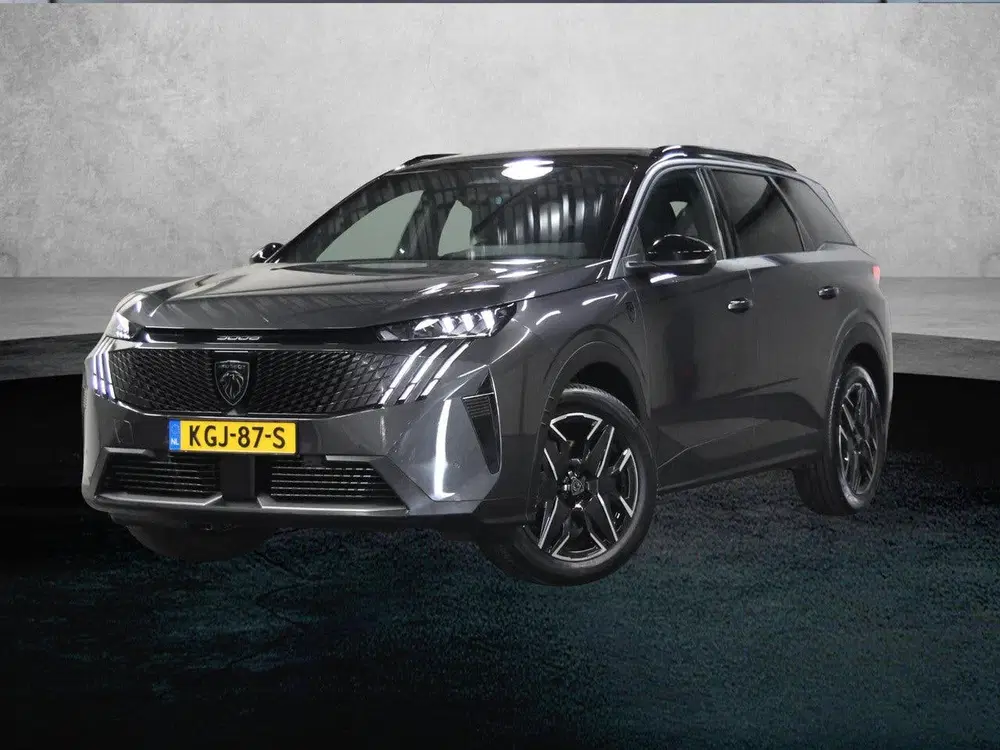 Peugeot 5008 1.2 Hybrid 145PK GT uit 2025