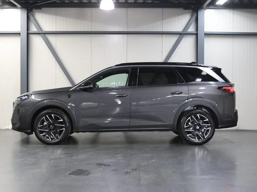 Peugeot 5008 1.2 Hybrid 145PK GT uit 2025, foto 2