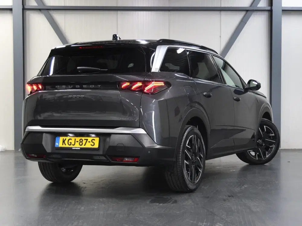 Peugeot 5008 1.2 Hybrid 145PK GT uit 2025, foto 3