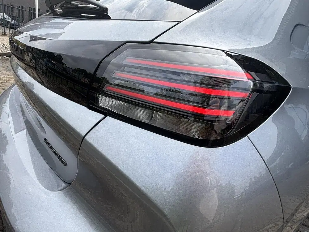 Peugeot 208 1.2 Hybrid 110 e-DCS6 (bj 2026 uit 2026, foto 8