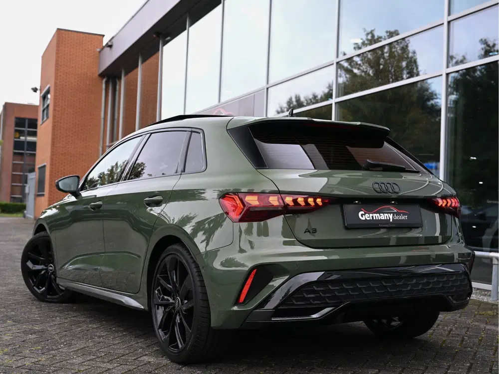 Audi A3 35TFSI S-Edition NIEUW 2653km Pano Sonos uit 2025, foto 11