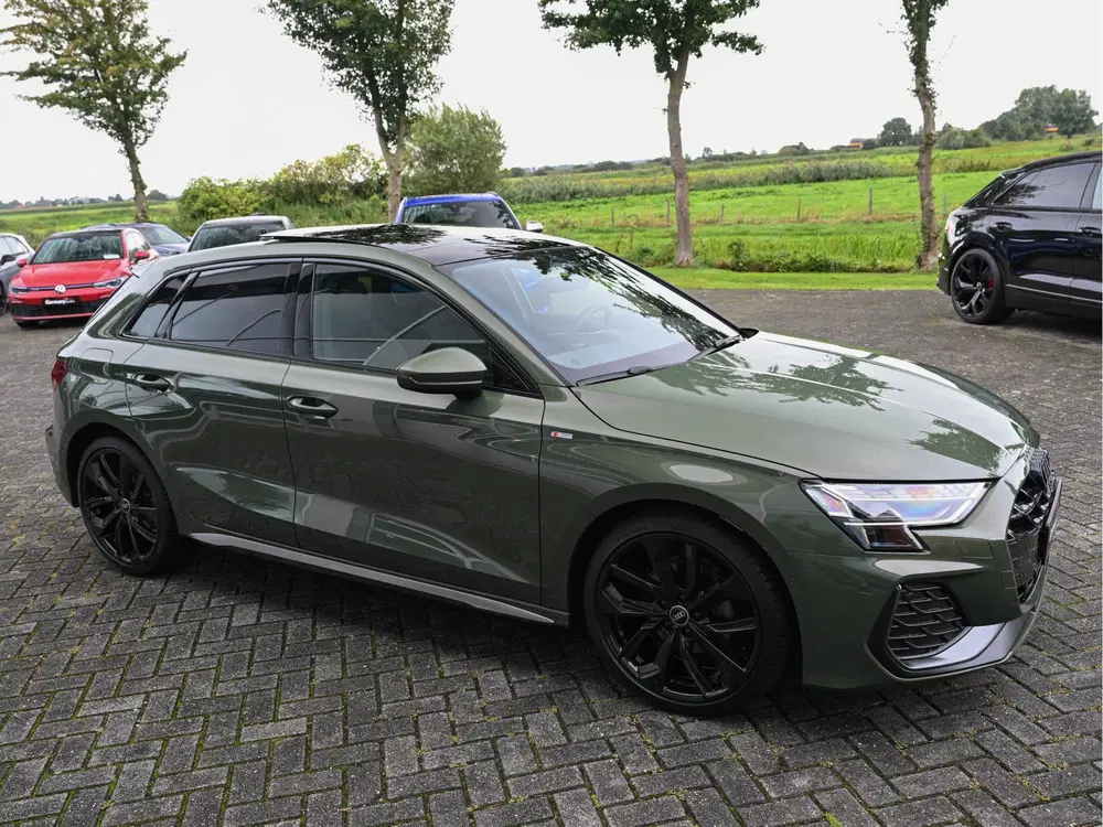 Audi A3 35TFSI S-Edition NIEUW 2653km Pano Sonos uit 2025, foto 8