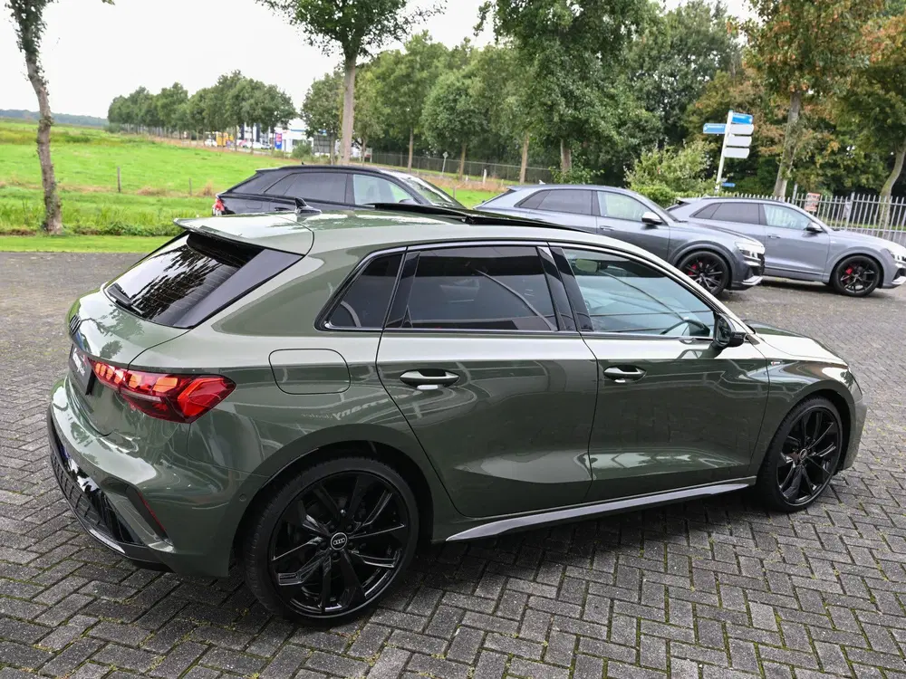 Audi A3 35TFSI S-Edition NIEUW 2653km Pano Sonos uit 2025, foto 9