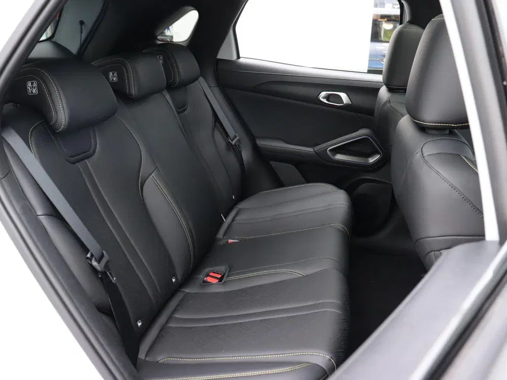 BYD Atto 2 1.5 DM-i Boost uit 2026, foto 7