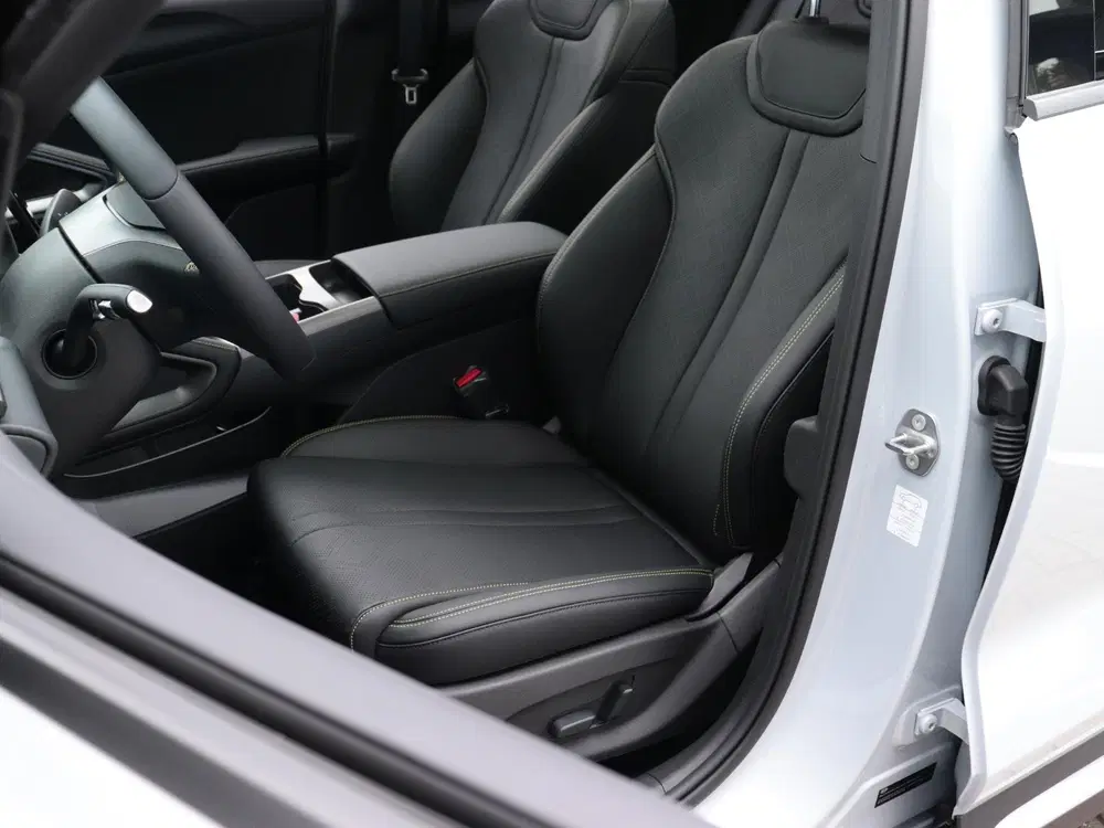 BYD Atto 2 1.5 DM-i Boost uit 2026, foto 8