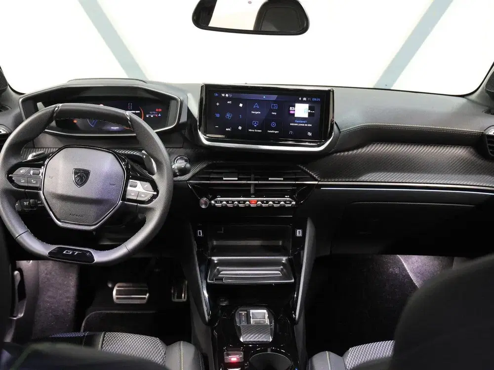 Peugeot 208 Hybrid 110PK GT uit 2025, foto 13