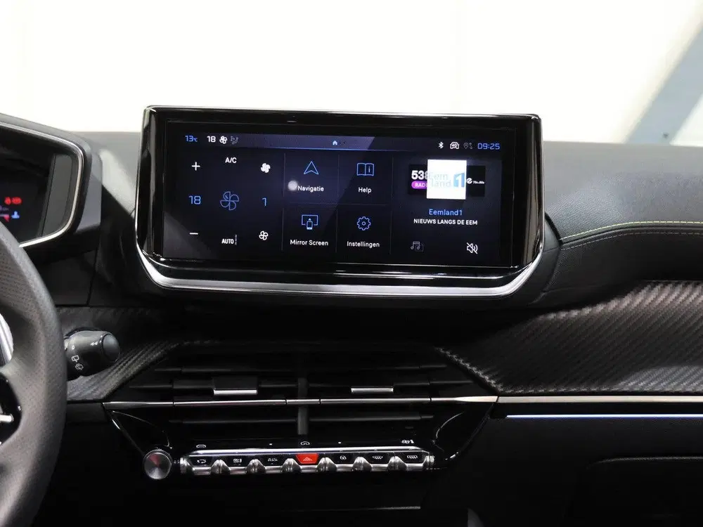 Peugeot 208 Hybrid 110PK GT uit 2025, foto 14