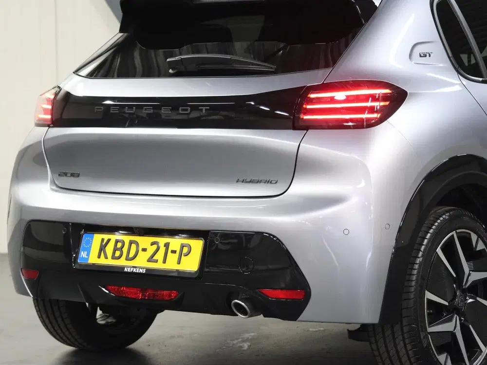Peugeot 208 Hybrid 110PK GT uit 2025, foto 7