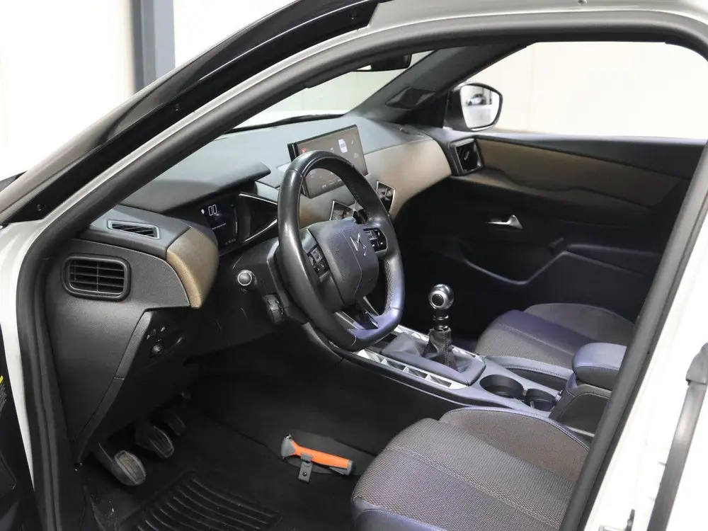 DS Automobiles 3 DS DS 3 Crossback 1.2 100PK Business | AppleCarPlay/AndroidA uit 2019, foto 11