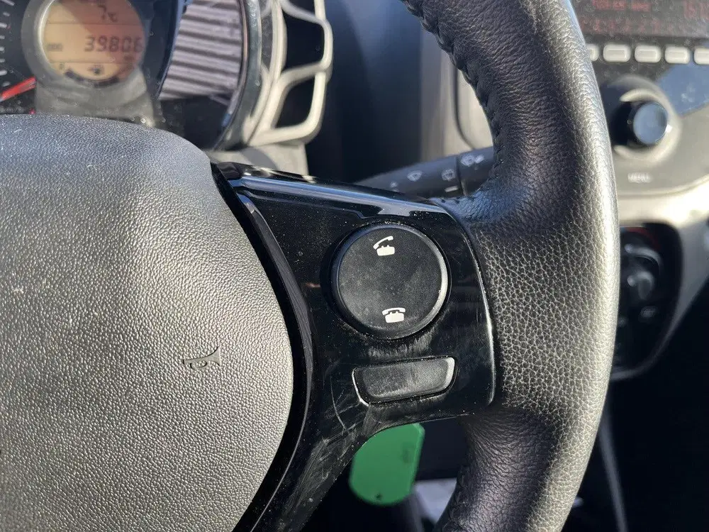Peugeot 108 1.0 e-VTi Active uit 2022, foto 16