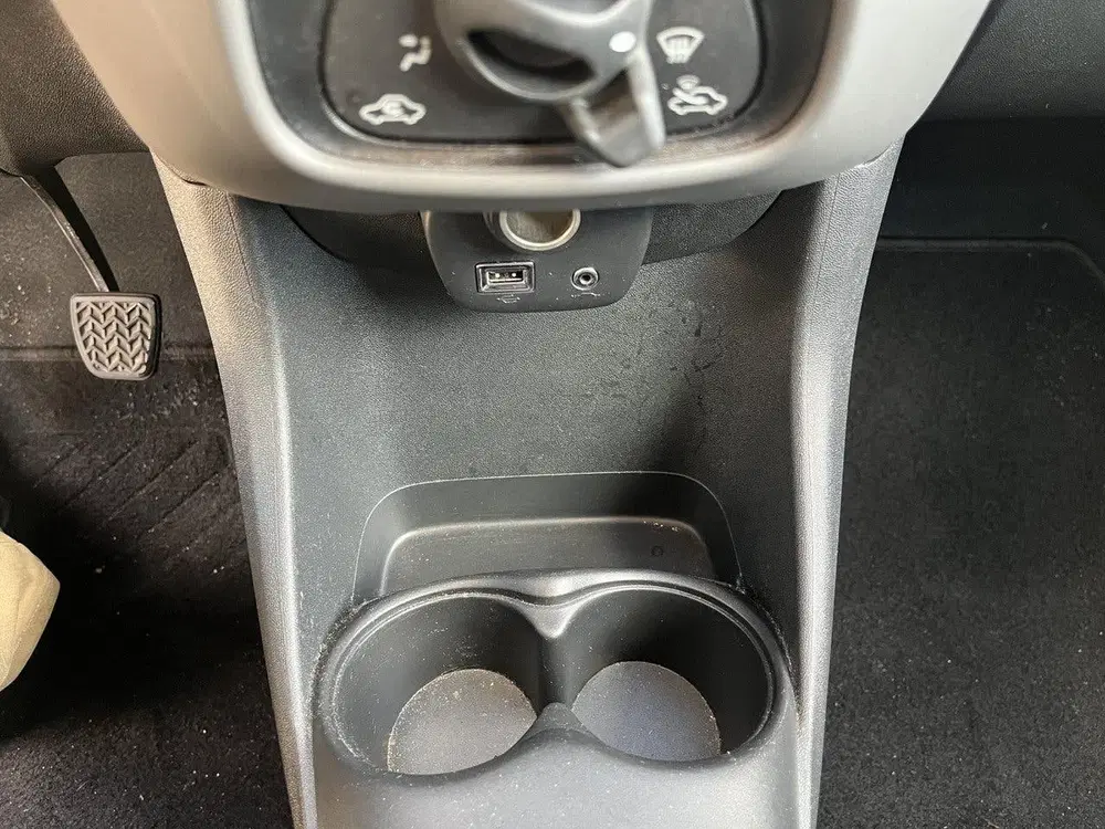 Peugeot 108 1.0 e-VTi Active uit 2022, foto 19