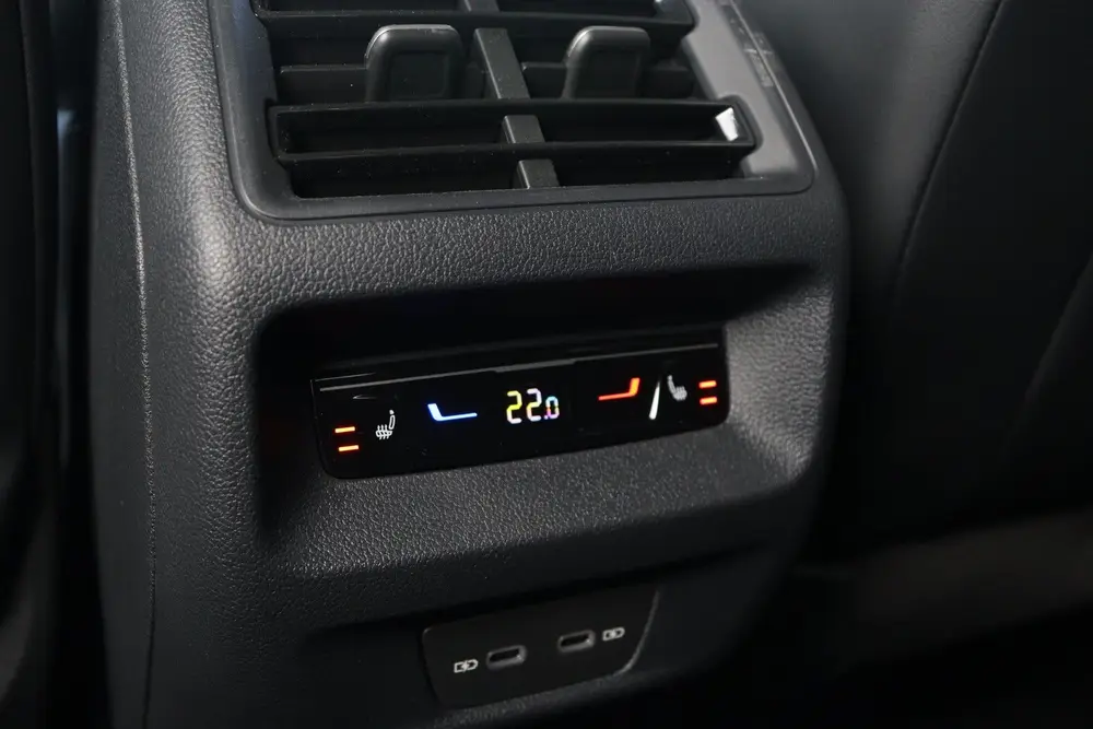 Volkswagen Tiguan 1.5 eHybrid Life | Trekhaak | 360 Camera | uit 2025, foto 15