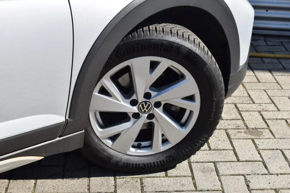 Volkswagen Taigo 1.0 TSI LIFE BNS / ADAP. CRUISE / STOEL VER uit 2023, foto 4