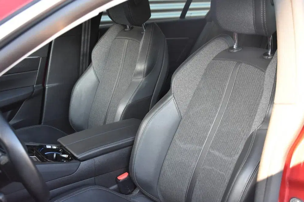Peugeot 508 1.6 PHEV uit 2021, foto 18