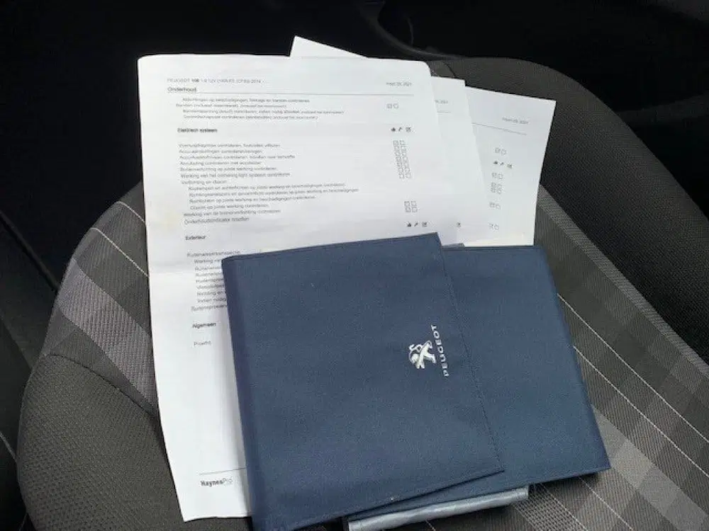 Peugeot 108 1.0 E-VTI ACTIVE AIRCO 5 DEURS uit 2020, foto 14