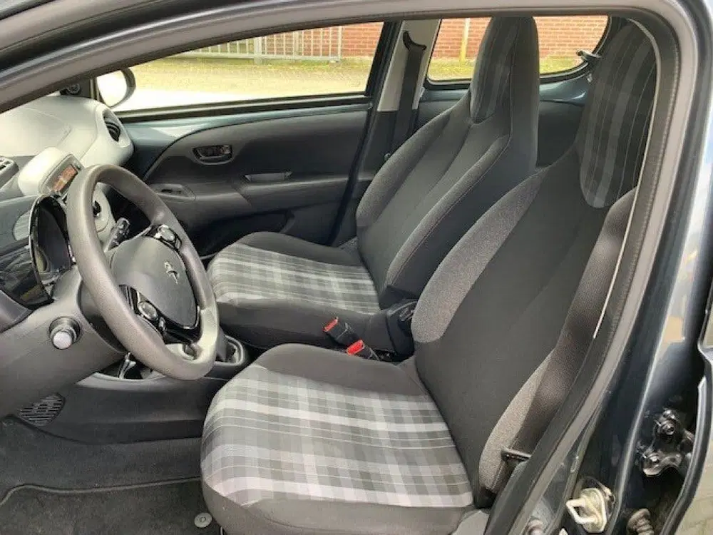 Peugeot 108 1.0 E-VTI ACTIVE AIRCO 5 DEURS uit 2020, foto 9