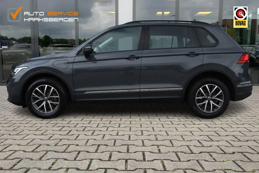 Volkswagen Tiguan 1.4 TSI eHybrid Life | ACC | Led | Winter uit 2022, foto 2