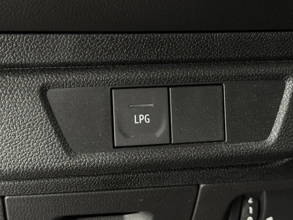 Dacia Sandero 1.0 TCe 100 Bi-Fuel Comfort uit 2022, foto 19