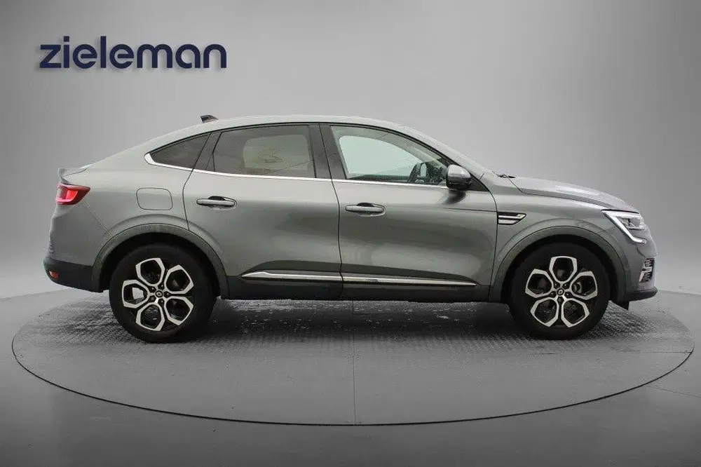 Renault Arkana 1.6 E-Tech Hybrid 145 Intens uit 2022, foto 12