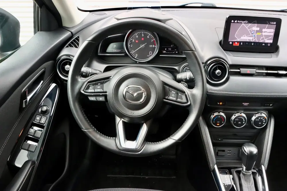 Mazda 2 1.5 Skyactiv-G GT-M | NAVIGATIE | STOELVERWARMING | uit 2019, foto 7